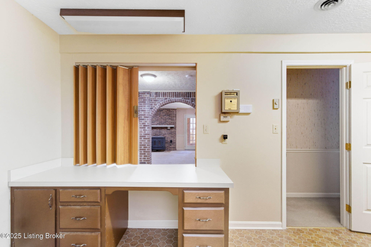 Listing Image 108