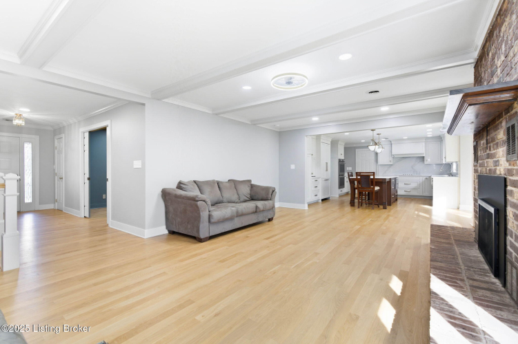 Listing Image 56