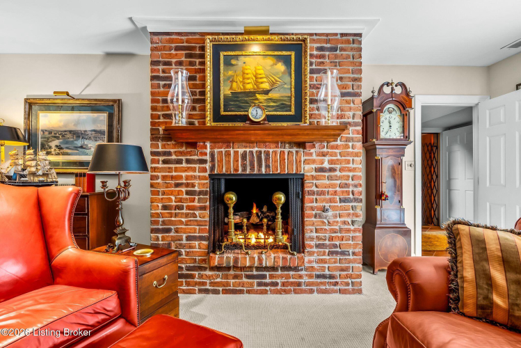 Listing Image 38
