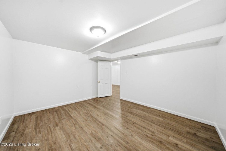 Listing Image 34