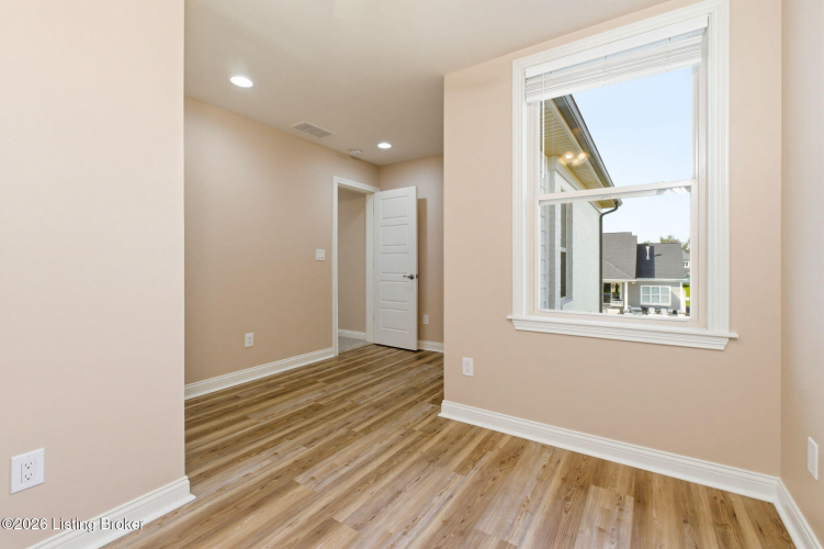 Listing Image 55