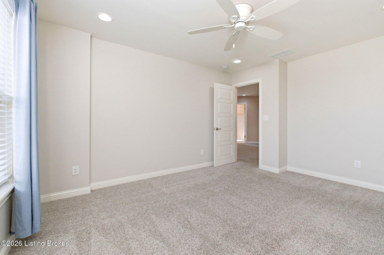 Listing Image 70