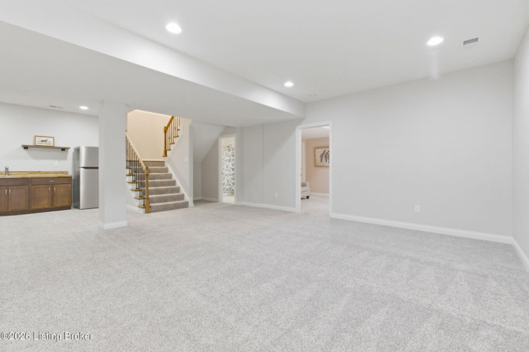 Listing Image 76