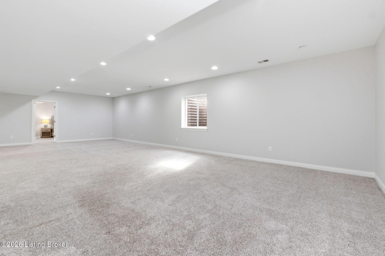 Listing Image 79