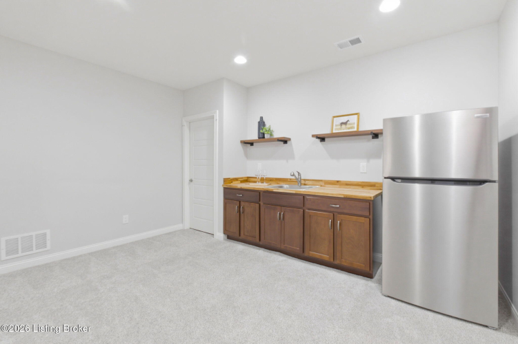 Listing Image 81
