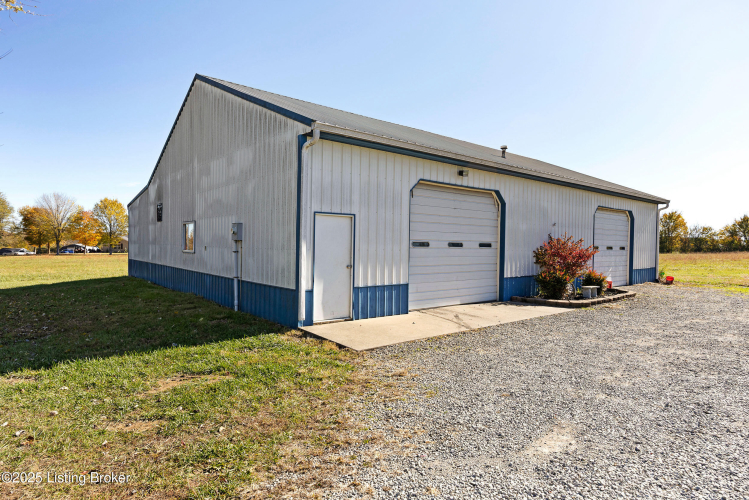 Listing Image 33
