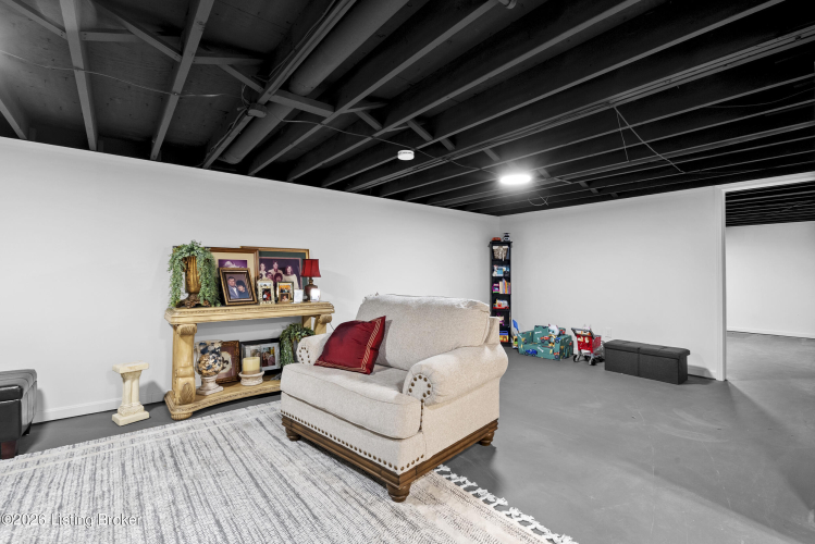 Listing Image 29