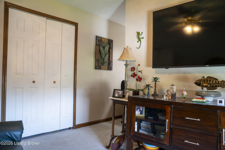 Listing Image 89