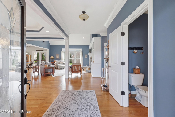 Listing Image 13