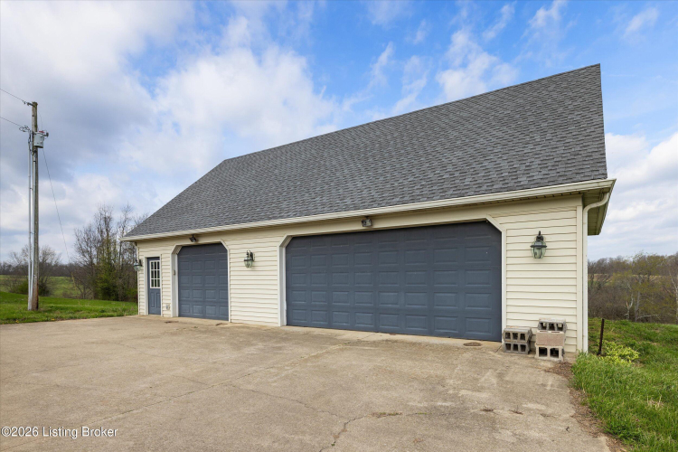 Listing Image 46