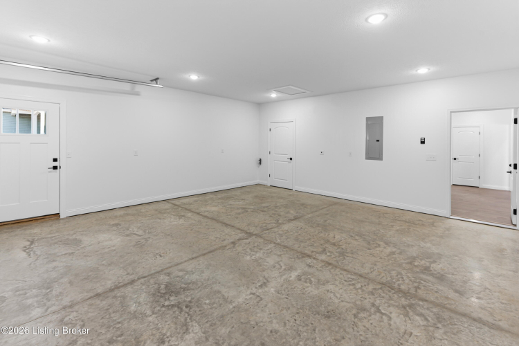 Listing Image 37