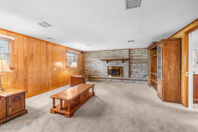 Listing Image 28