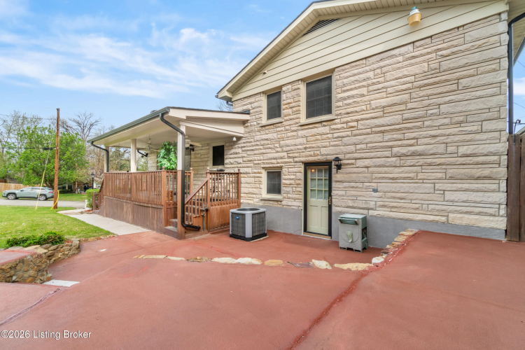 Listing Image 38