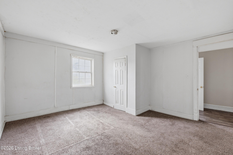 Listing Image 28