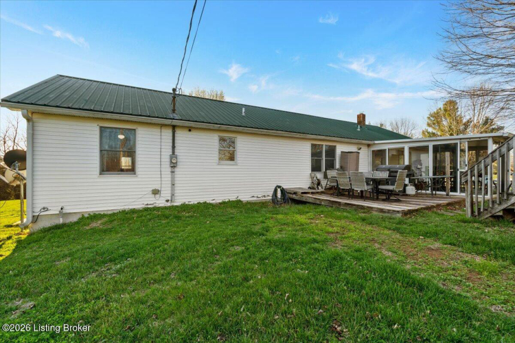 Listing Image 8