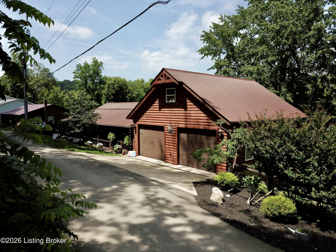 Listing Image 79