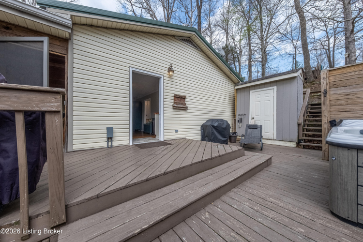 Listing Image 10