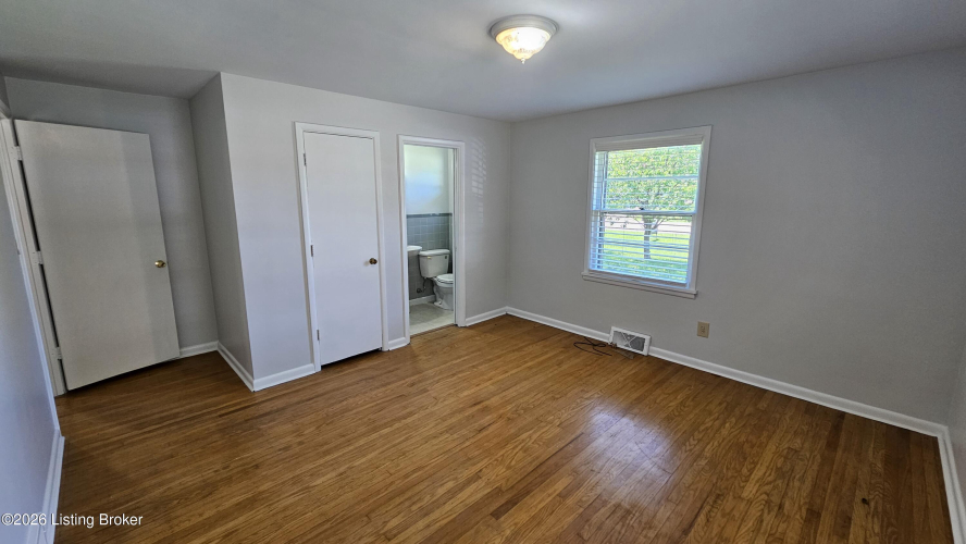 Listing Image 35