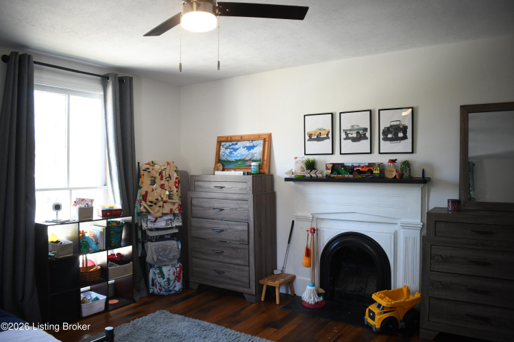 Listing Image 33