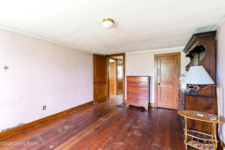 Listing Image 37