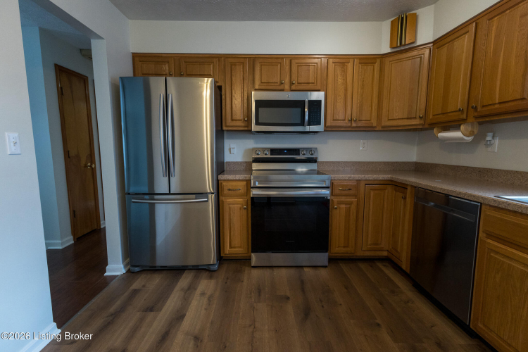 Listing Image 23