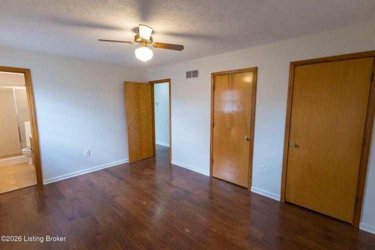 Listing Image 45