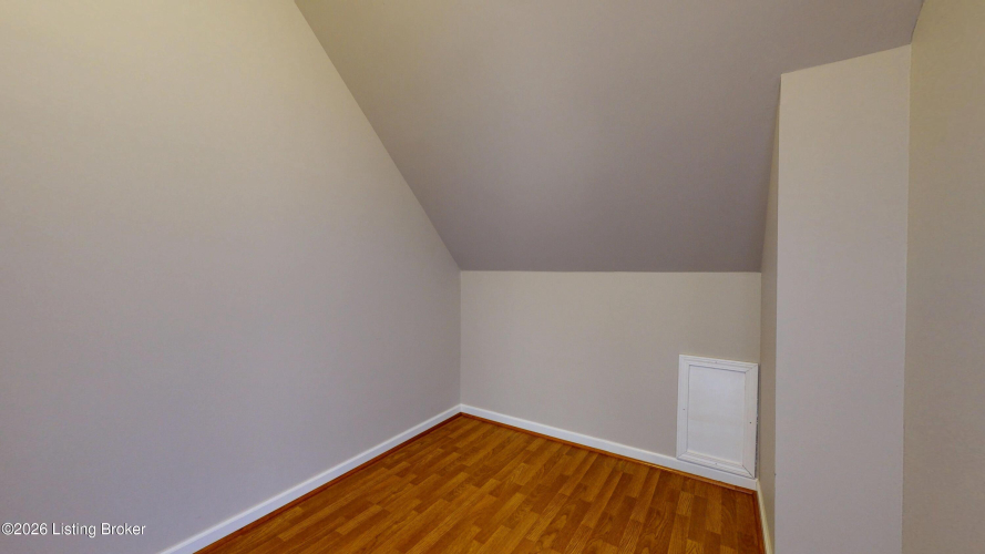 Listing Image 33