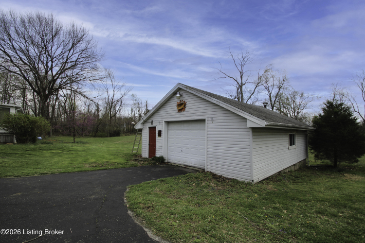 Listing Image 57