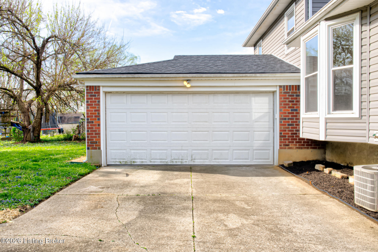Listing Image 27