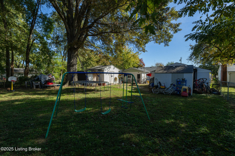 Listing Image 28