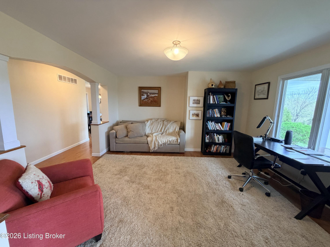 Listing Image 14