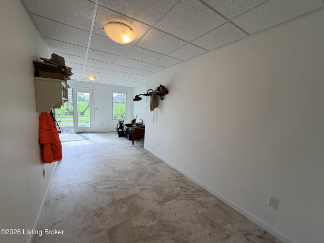 Listing Image 39