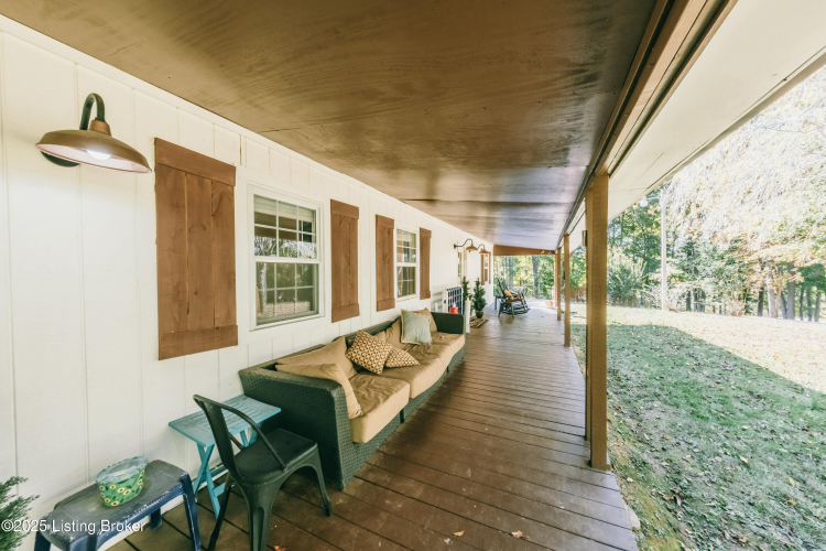 Listing Image 52