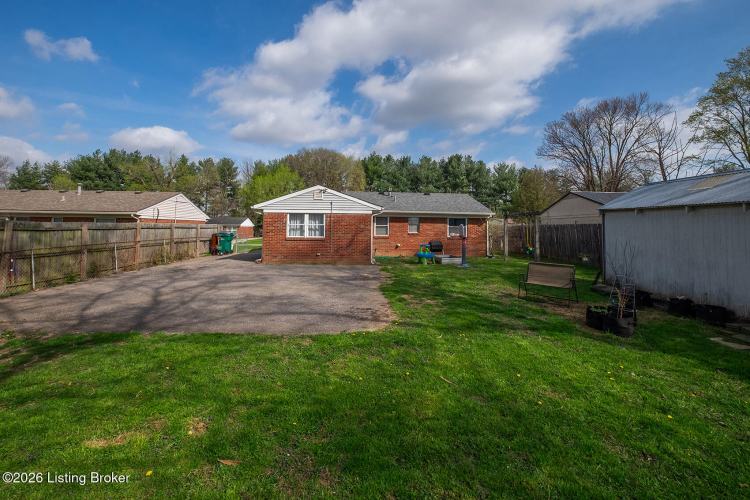 Listing Image 40