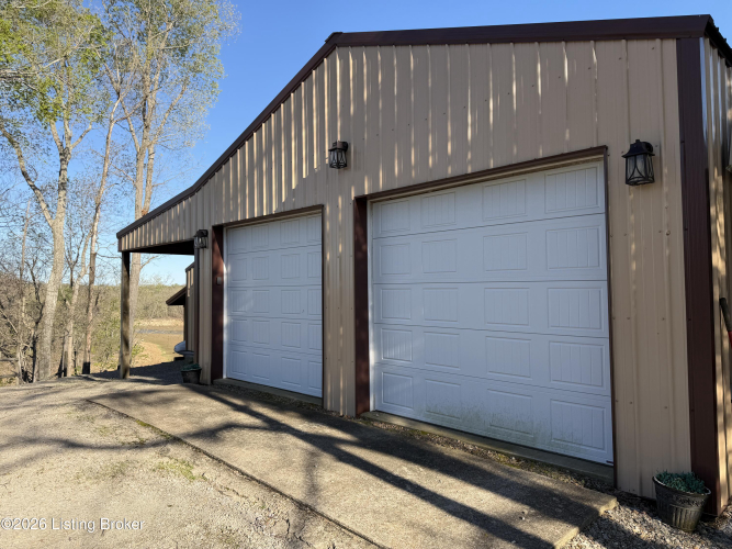 Listing Image 45