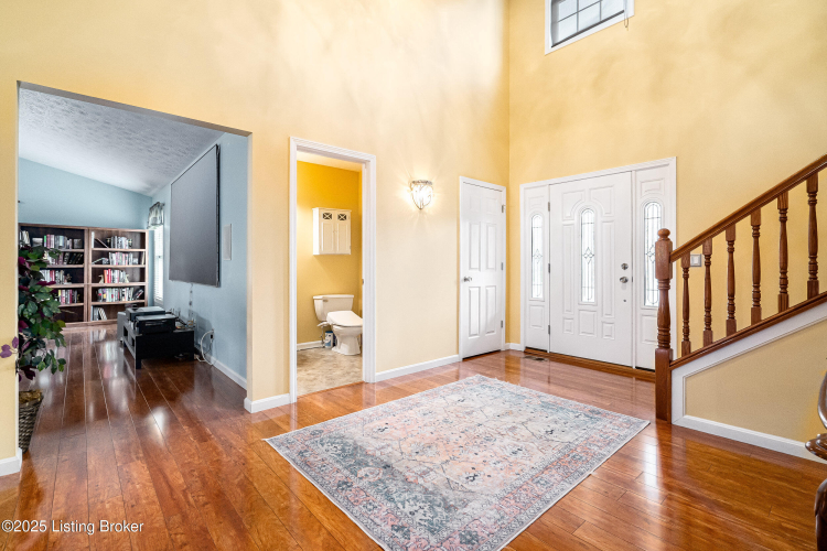 Listing Image 7