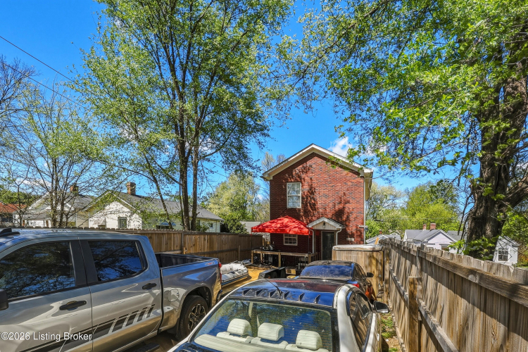 Listing Image 22