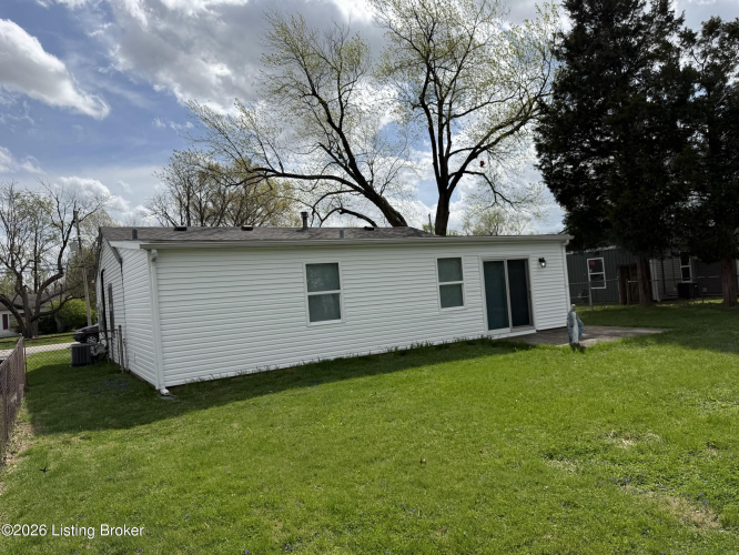 Listing Image 15