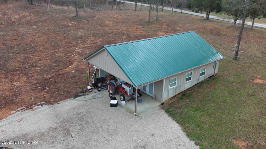 Listing Image 6