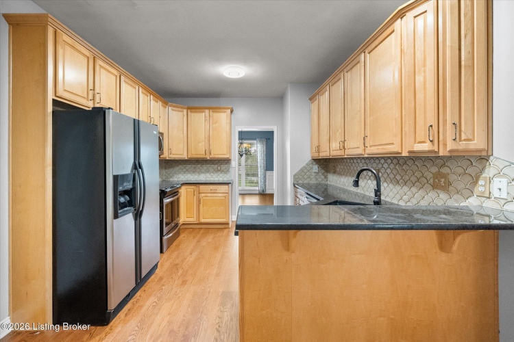 Listing Image 13