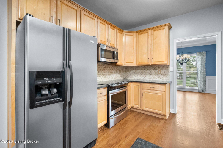 Listing Image 15