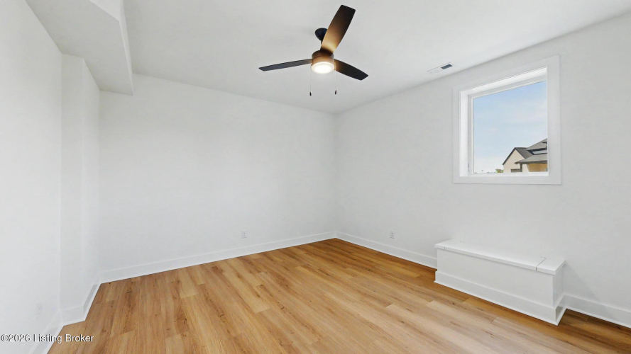 Listing Image 55