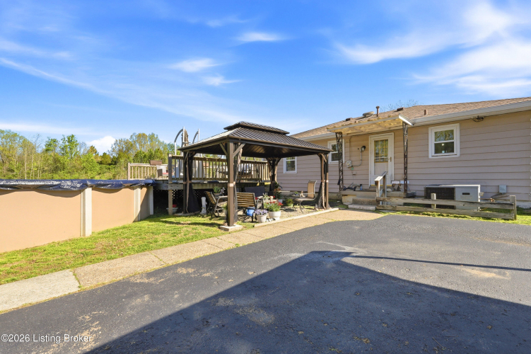 Listing Image 24