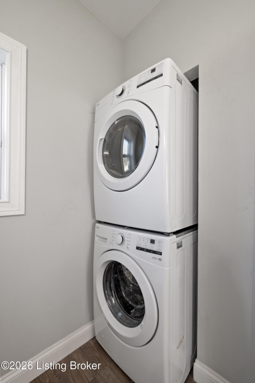 Listing Image 21