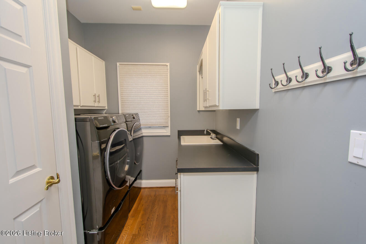 Listing Image 21