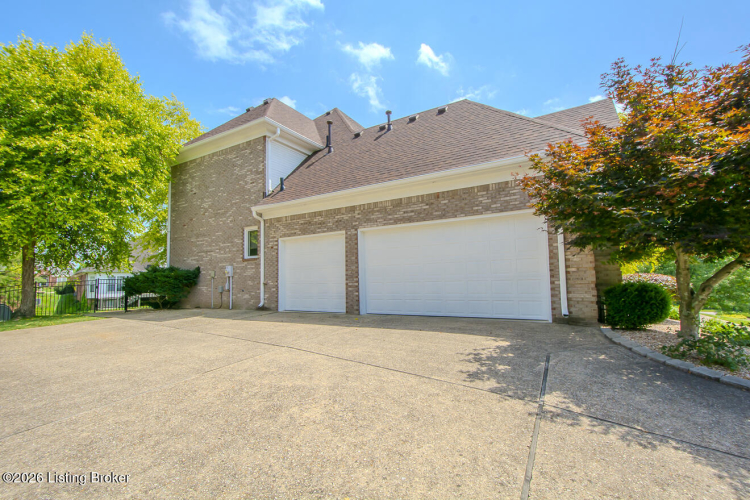 Listing Image 59
