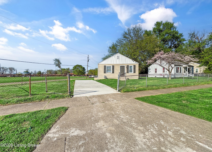 Listing Image 8