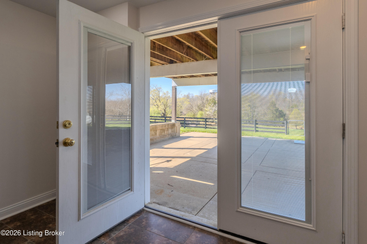 Listing Image 48