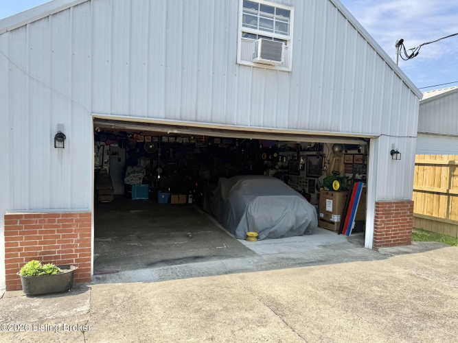Listing Image 39