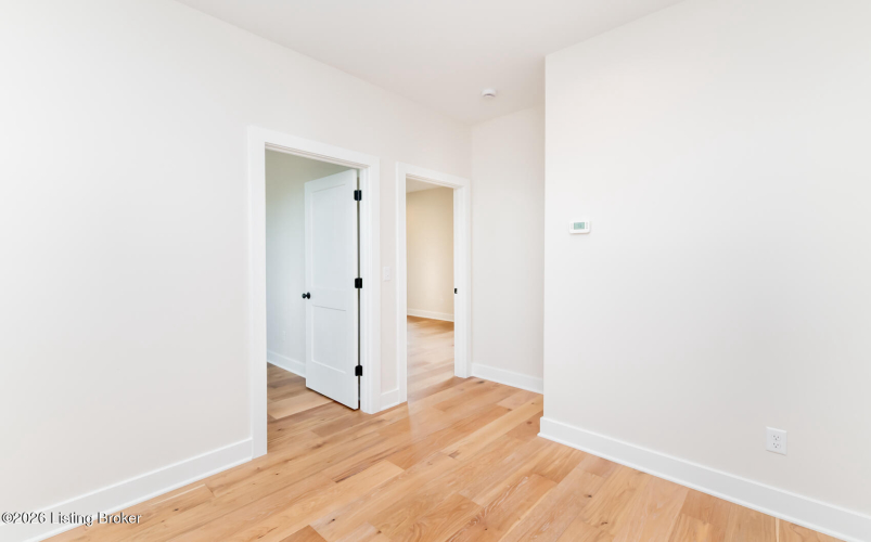 Listing Image 108